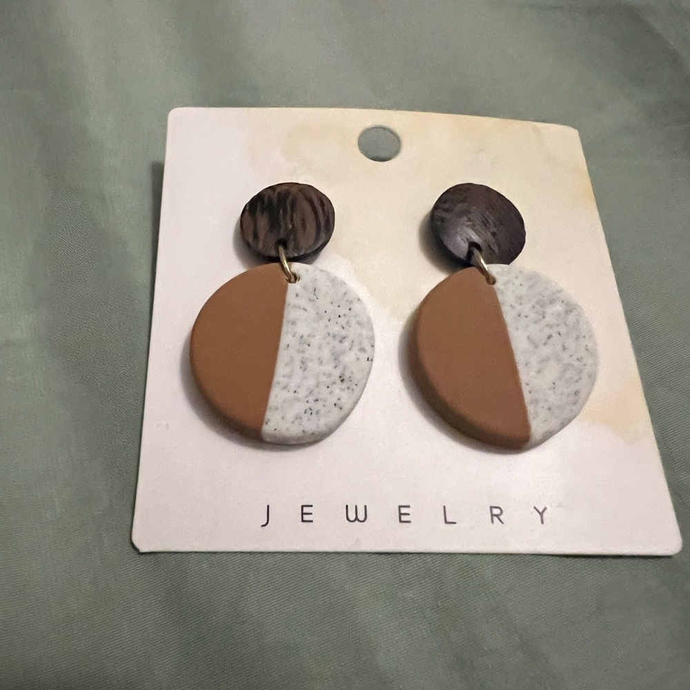 Brand new, never worn wood/clay neutral earrings with post back